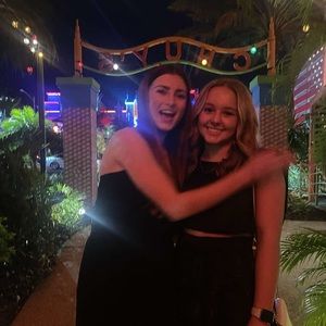 Meet your Posher, Laila